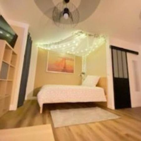 Appartement La Grelauderie 5 à Saintes Extérieur photo